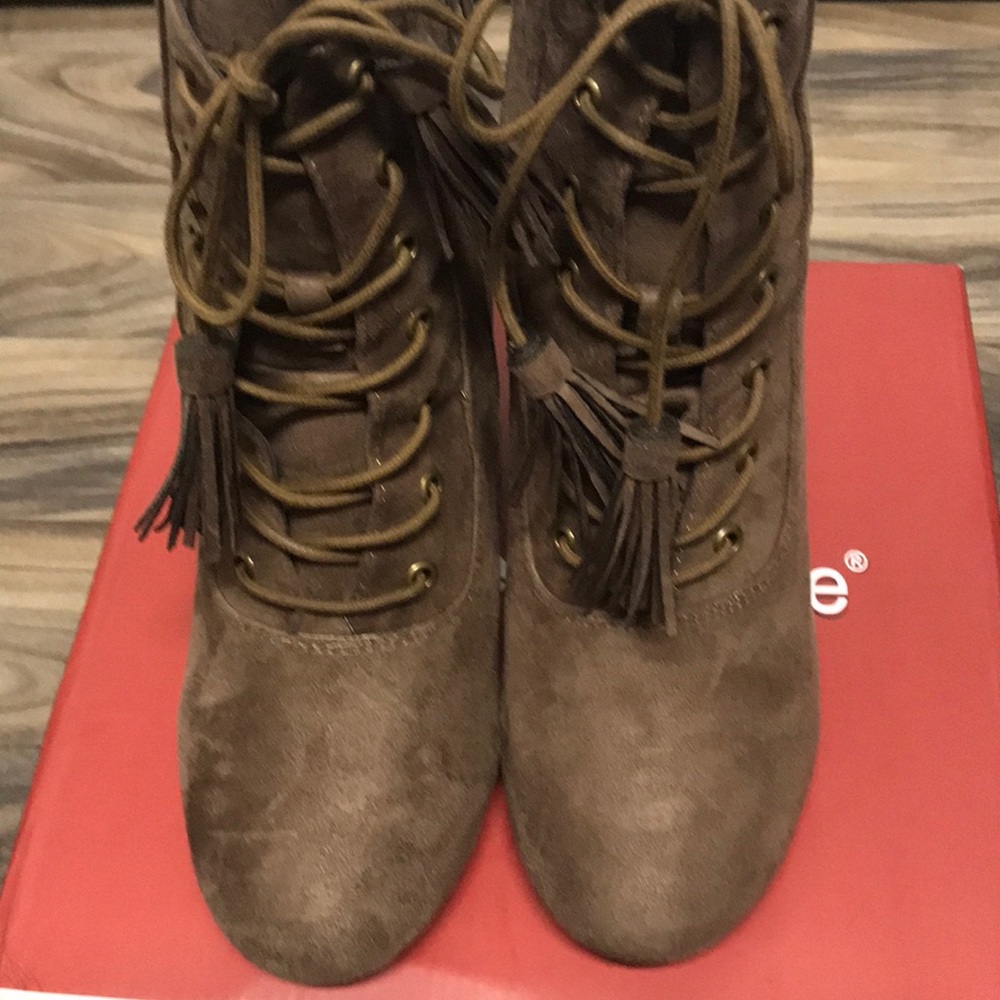 Women shoes